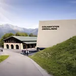 Am Obersalzberg By Interhome بيرشتسغادن